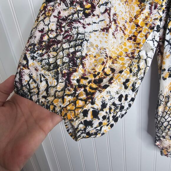 Savanna Jane Women's The Salene Top Size Large Square Neck Snake Print Tie Back - Picture 4 of 10